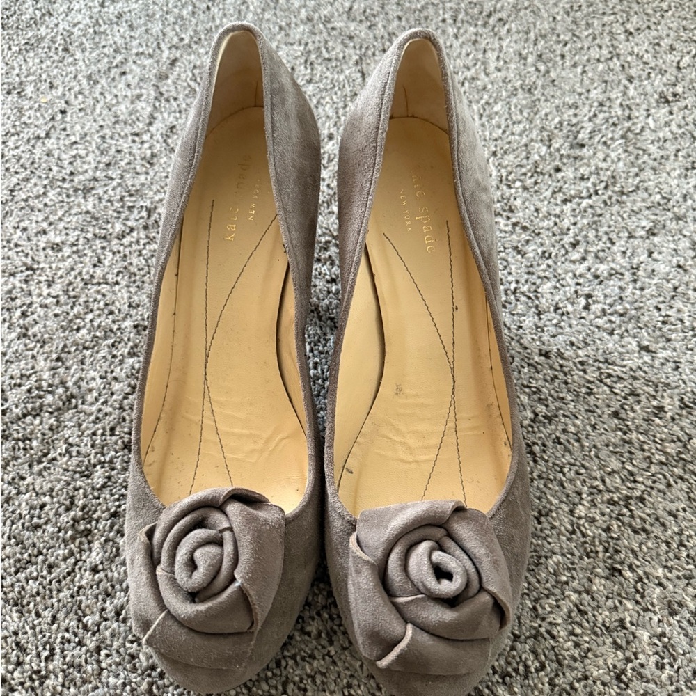 Kate Spade Gray Suede Heels with Rosette